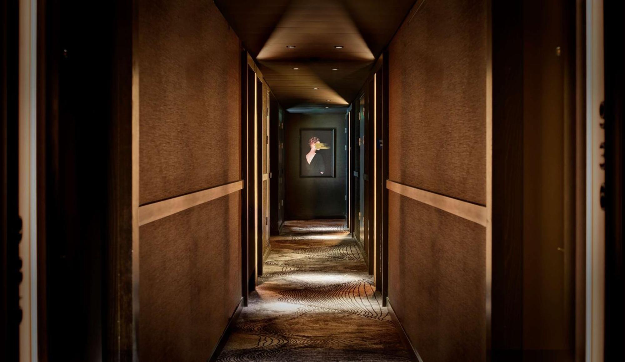 Отель The Westminster London, Curio Collection By Hilton Экстерьер фото